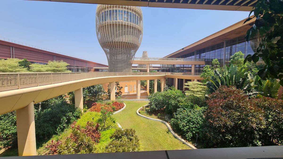 Manipal to Bangalore Airport Taxi